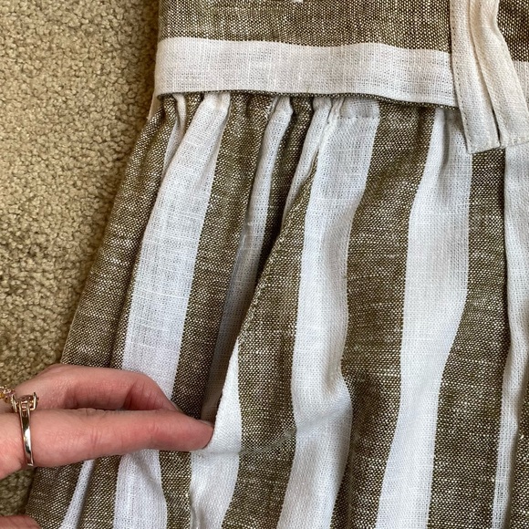 Khaki and white strip high waisted shorts with belt - Picture 3 of 6